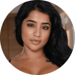 Yasmina Khan